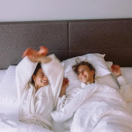 Stadthotel Brunner Hotell 4*