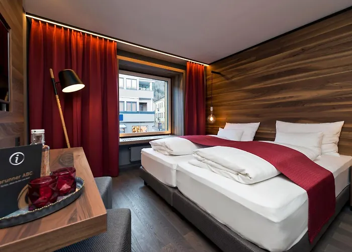 Szálloda Stadthotel Brunner